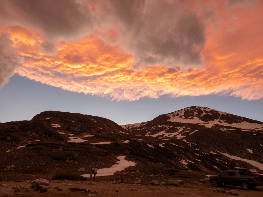 Sunset colors - Decalibron 14ers